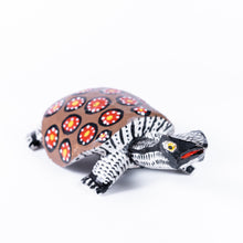 Load image into Gallery viewer, Zendawo Creature Black/White/Red Small Tortoise